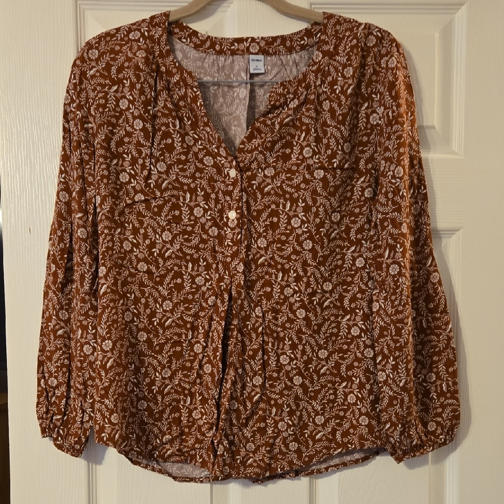 Old Navy, Terracotta floral, 3/4 Sleeve Buttoned Blouse, Size M